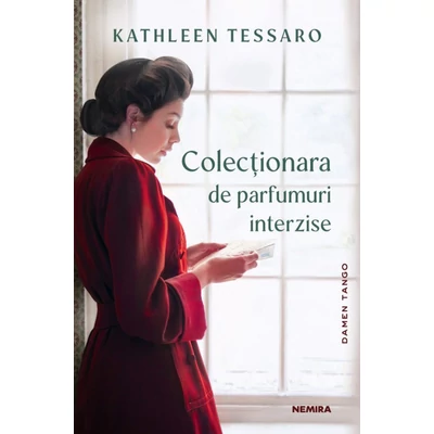 Colectionara de parfumuri interzise